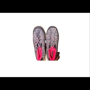 Danskin Now walking shoes